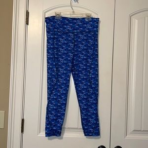 EUC Vineyard Vines size S performance leggings